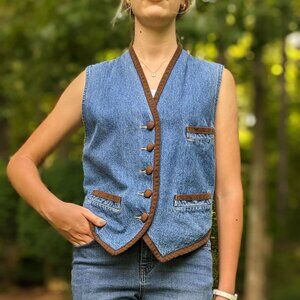 VINTAGE Chaus Jeanswear 100% Cotton Denim Vest